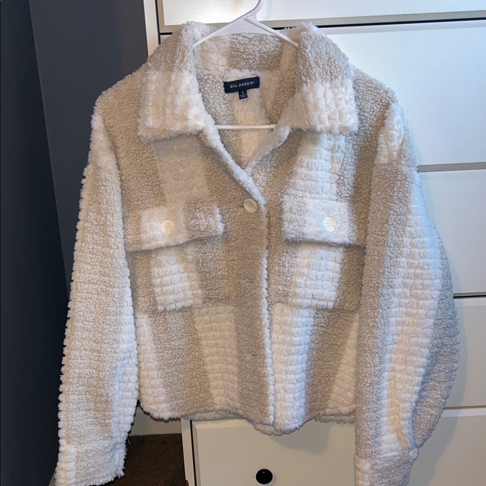 Women’s Blu Pepper Button Up